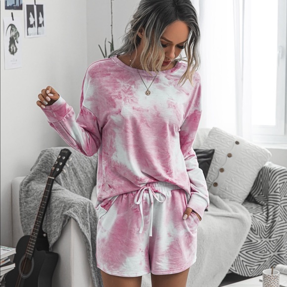 🆕Pink Tie Dye Lounge Set Shorts w/ Pockets - Picture 2 of 7